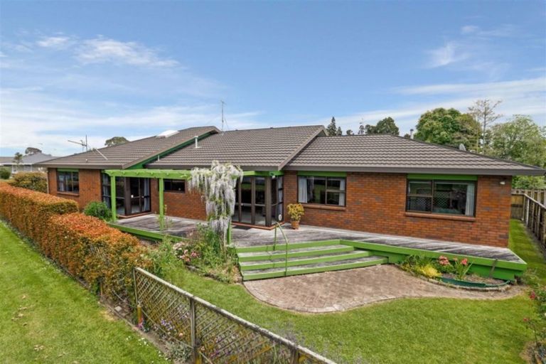 Photo of property in 12a Rimmington Drive, Hamilton Lake, Hamilton, 3204