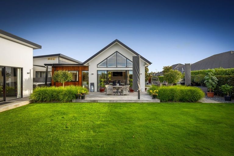 Photo of property in 31 Hinterland Drive, Prebbleton, 7604