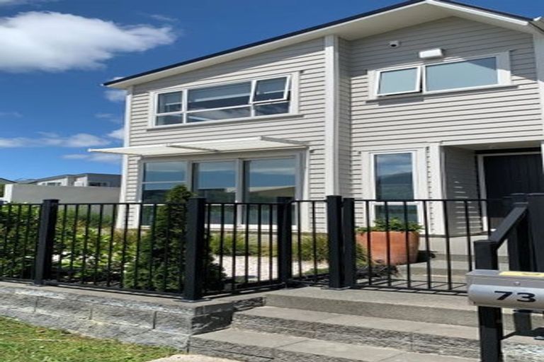 Photo of property in 73 Karepiro Drive, Stanmore Bay, Whangaparaoa, 0932