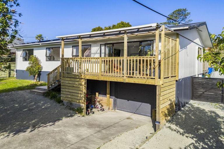 Photo of property in 13 Brandon Road, Manly, Whangaparaoa, 0930