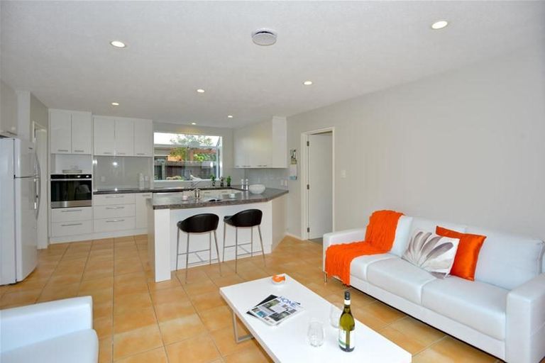 Photo of property in 8 Priorsford Court, Avonhead, Christchurch, 8042