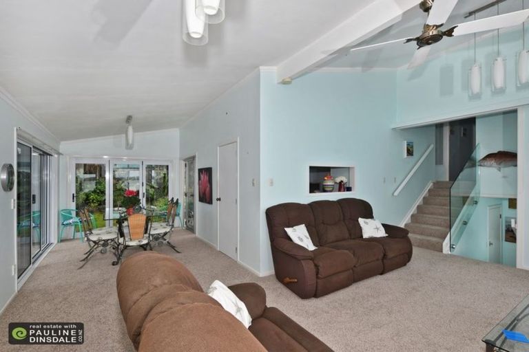 Photo of property in 10 Waikaraka Beach Road, Tamaterau, Whangarei, 0174