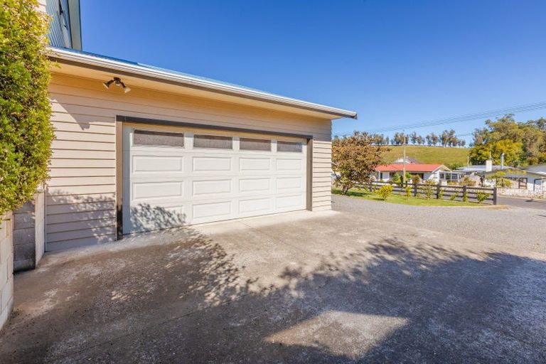 Photo of property in 21 Watts Street, Waipawa, 4210