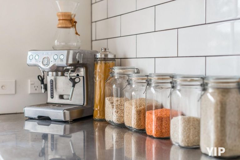 Photo of property in 11 Lyndfield Lane, Newlands, Wellington, 6037