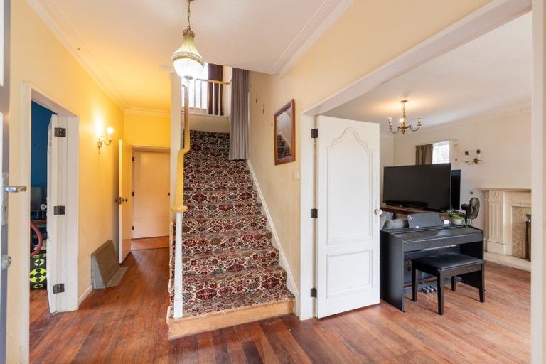 Photo of property in 22 Chatsworth Road, Silverstream, Upper Hutt, 5019