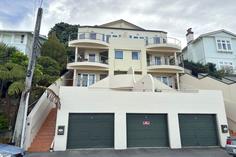 Photo of property in 12b Hinau Road, Hataitai, Wellington, 6021