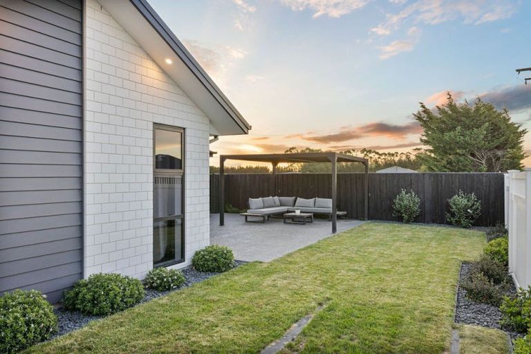 Photo of property in 147 Johns Road, Rangiora, 7400