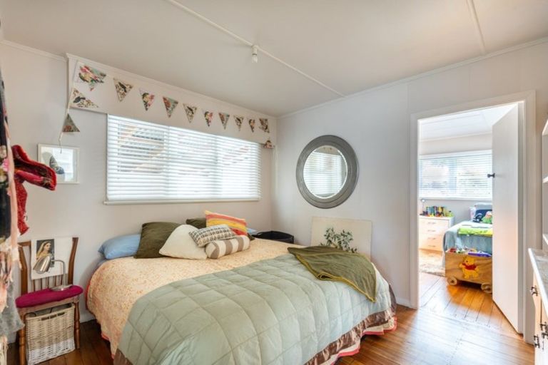 Photo of property in 12 Goddard Road, Tasman, Upper Moutere, 7173