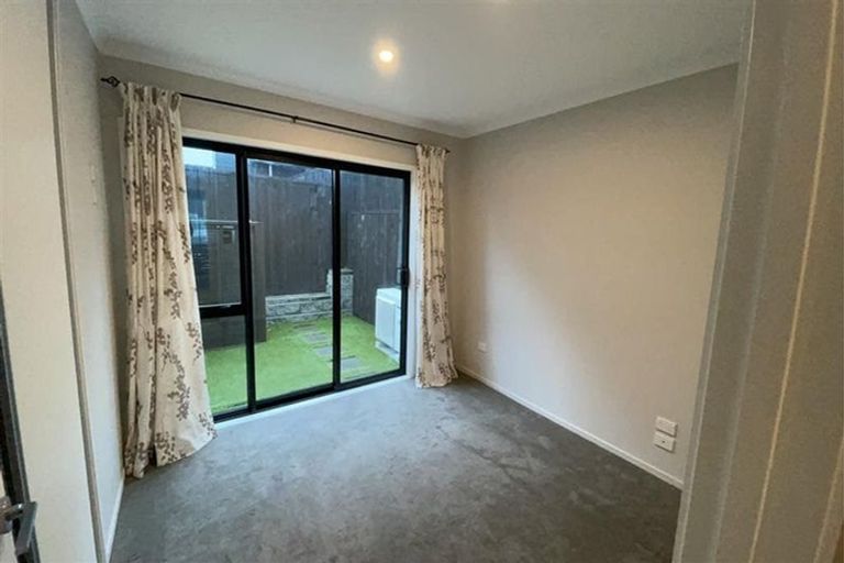 Photo of property in 68 Mapou Road, Hobsonville, Auckland, 0616
