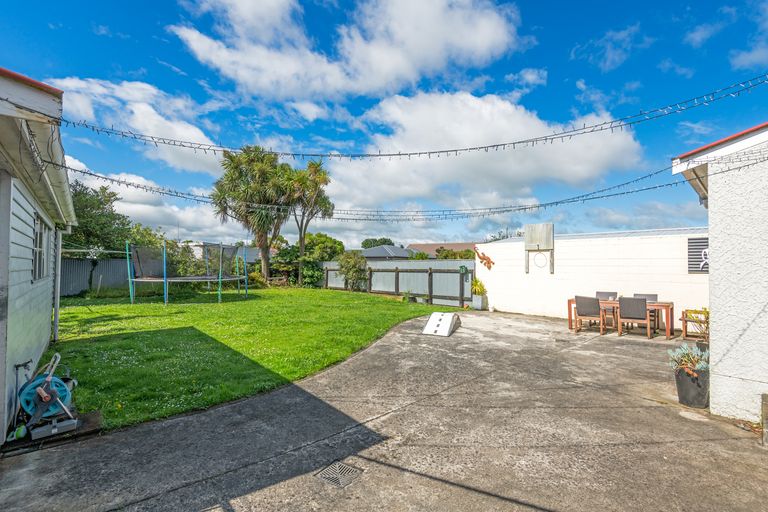 Photo of property in 12 Paisley Street, Awapuni, Palmerston North, 4412