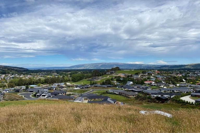 Photo of property in 12 Carnea Heights, Mosgiel, 9024