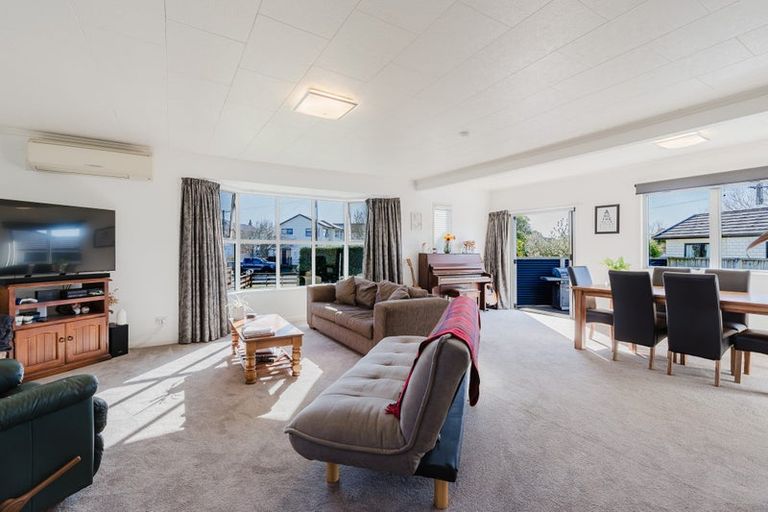 Photo of property in 7 Mahana Road, St Andrews, Hamilton, 3200