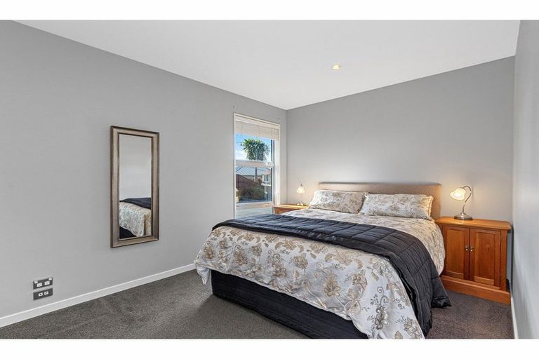 Photo of property in 12 Coachmans Road, Prebbleton, 7604