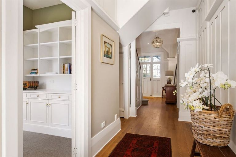 Photo of property in 55 Innes Road, St Albans, Christchurch, 8052