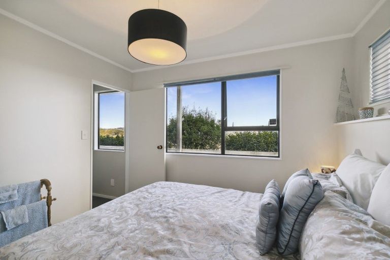 Photo of property in 1/104-106 Madras Street, Khandallah, Wellington, 6035