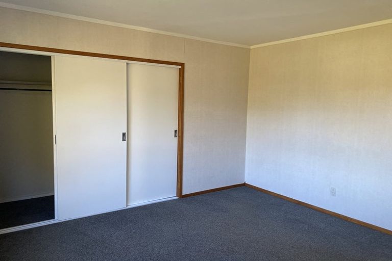 Photo of property in 64 Cyclarama Crescent, Massey, Auckland, 0614