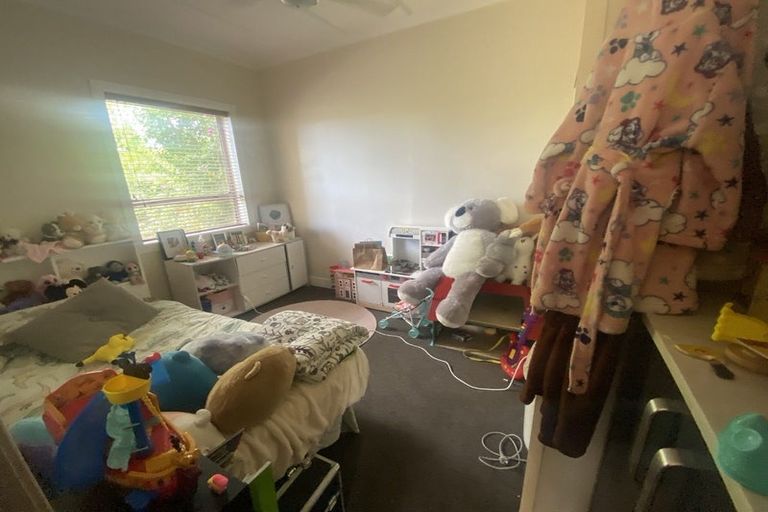 Photo of property in 36 Cambridge Terrace, Papatoetoe, Auckland, 2025