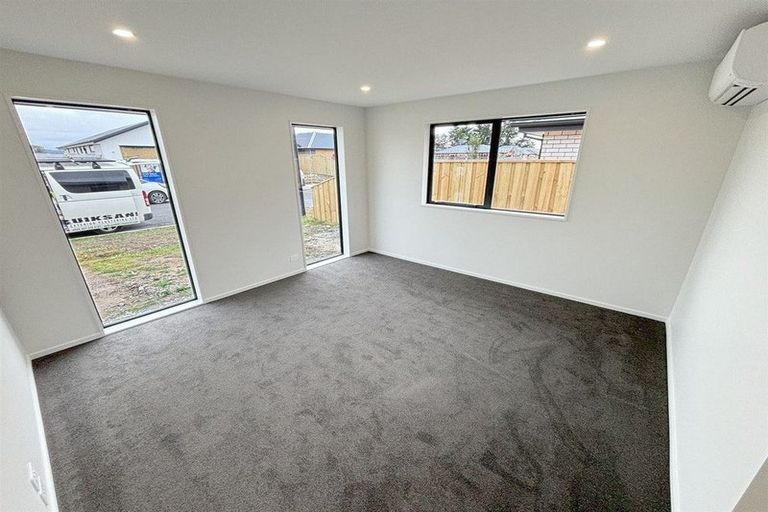 Photo of property in 24 Mehrtens Crescent, Woodend, 7610