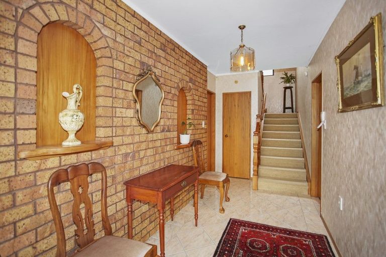 Photo of property in 6 Kowhai Place, Pukekohe, 2120