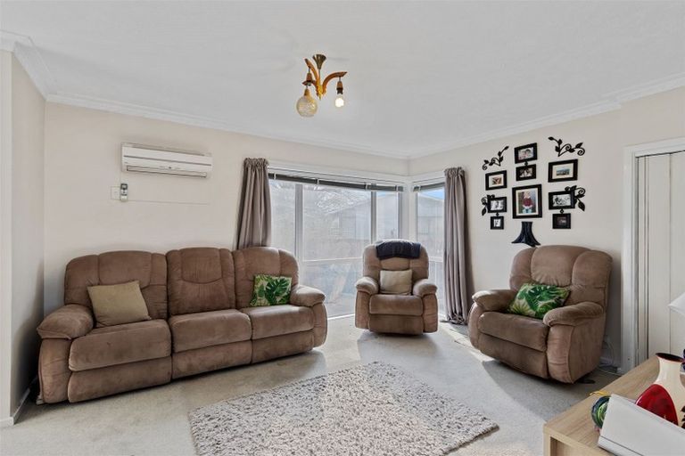 Photo of property in 9 Soberton Street, Aranui, Christchurch, 8061