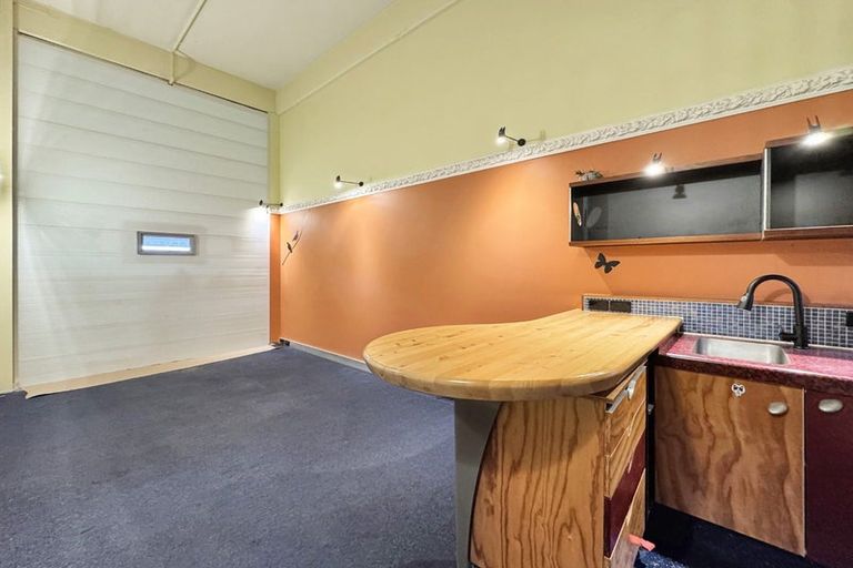 Photo of property in Qba Apartments, 1m/51 Webb Street, Mount Cook, Wellington, 6011