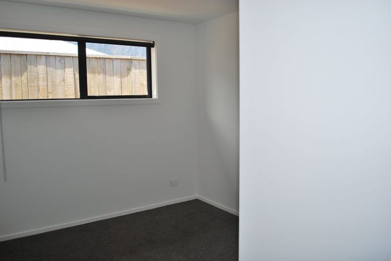 Photo of property in 41 Shepherd Road, Jacks Point, Queenstown, 9371
