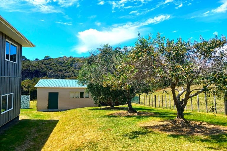 Photo of property in 11 Ocean View Road, Cable Bay, 0420
