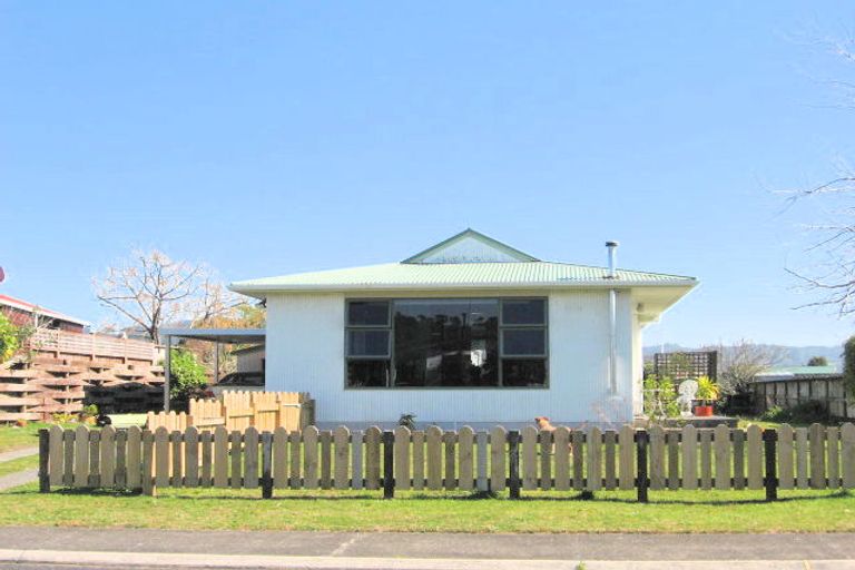 Photo of property in 25 Nicholas Avenue, Whitianga, 3510