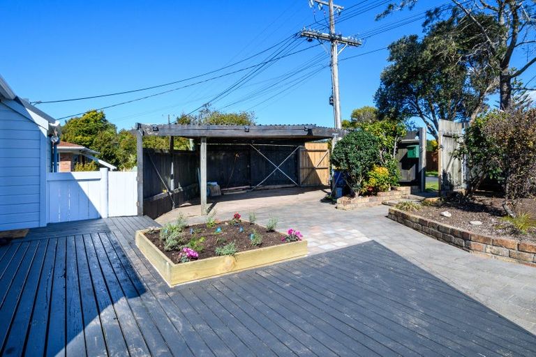 Photo of property in 58 Shetland Street, Glen Eden, Auckland, 0602