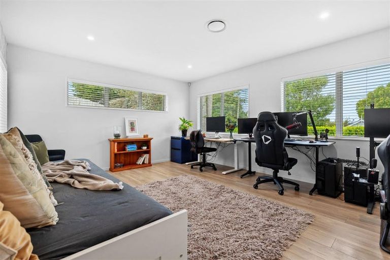 Photo of property in 21 Alexandra Street, Riverhead, 0820