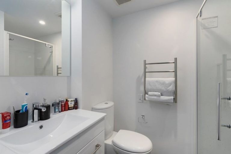 Photo of property in Leicester Executive Apartments, 407/282 Madras Street, Christchurch Central, Christchurch, 8011