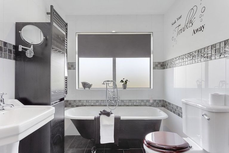 Photo of property in 76 Gatehouse Lane, Woodend, Kaiapoi, 7691