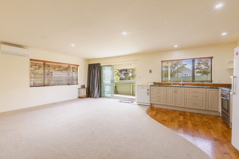Photo of property in 85a Racecourse Road, Waipukurau, 4200