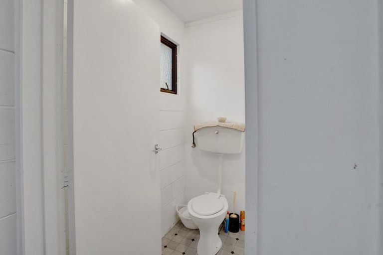 Photo of property in 8b Squire Place, Blagdon, New Plymouth, 4310