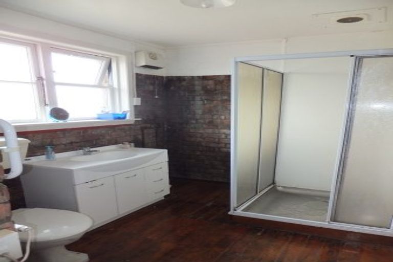 Photo of property in 19 Bateman Avenue, Bryndwr, Christchurch, 8053