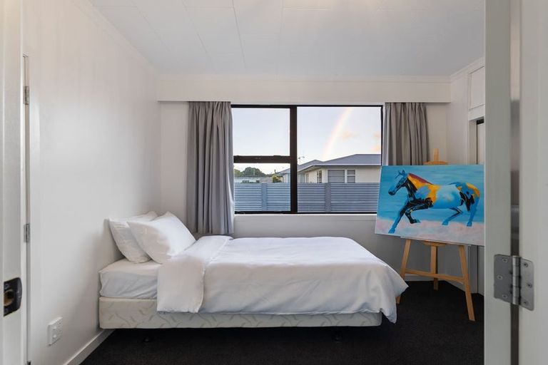Photo of property in 256 Tremaine Avenue, Highbury, Palmerston North, 4412