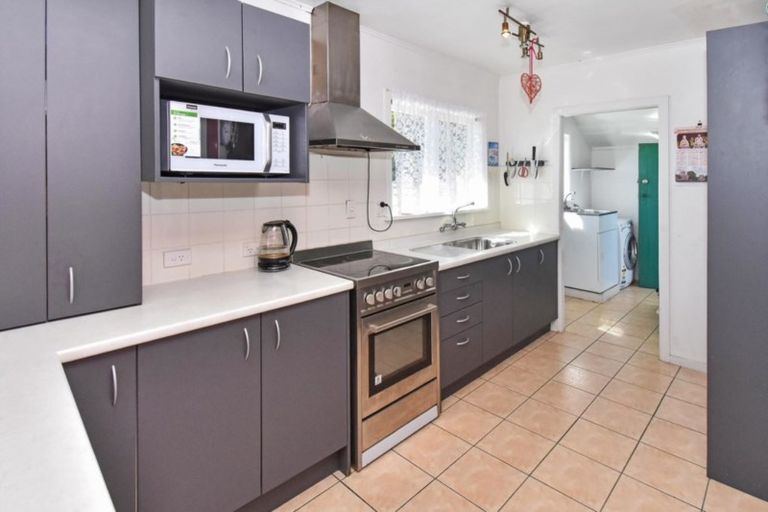 Photo of property in 1/15 Frances Street, Manurewa, Auckland, 2102