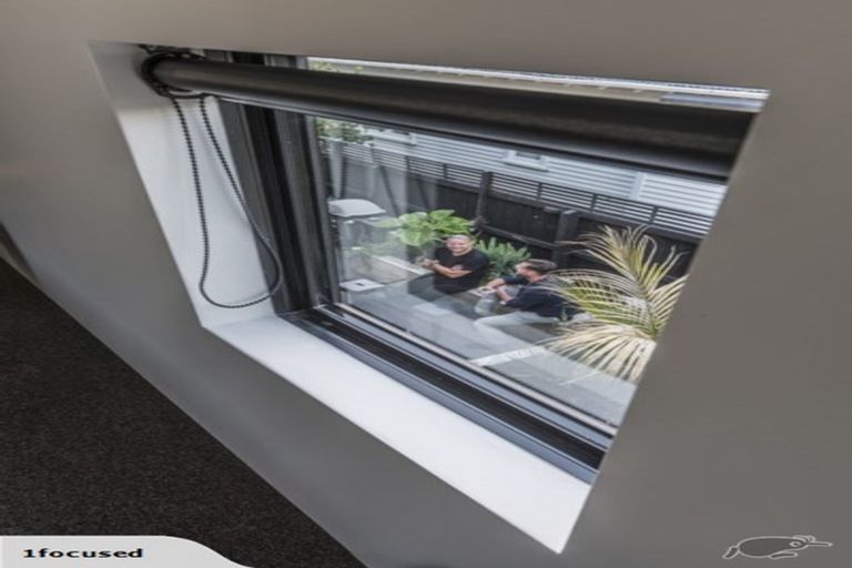 Photo of property in 12 Edgeware Road, St Albans, Christchurch, 8014