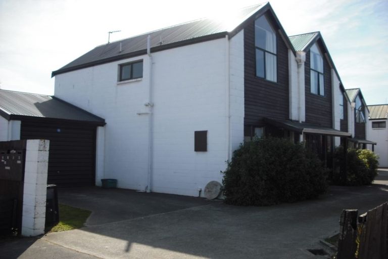 Photo of property in 1/30 Picton Avenue, Riccarton, Christchurch, 8011
