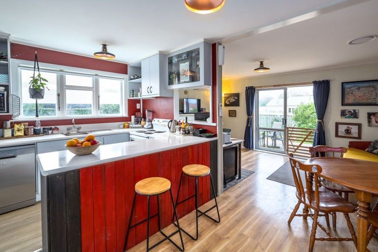 Photo of property in 15 Birdwood Street, Featherston, 5710
