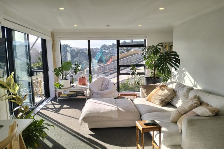 Photo of property in 4 William Earp Place, Tawa, Wellington, 5028