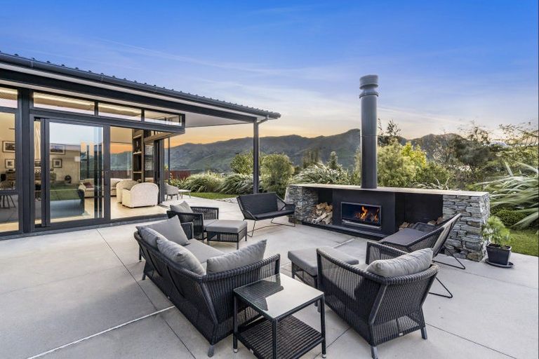 Photo of property in 63 Infinity Drive, Wanaka, 9305