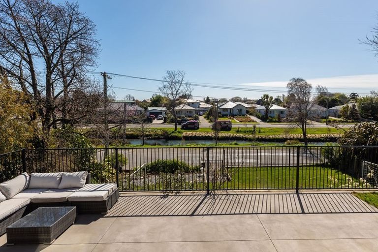 Photo of property in 249 Fifield Terrace, Opawa, Christchurch, 8023