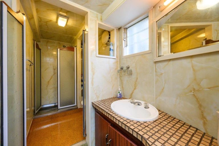 Photo of property in 40 Parkland Crescent, Terrace End, Palmerston North, 4410