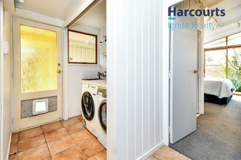 Photo of property in 8 Booker Place, Weymouth, Auckland, 2103