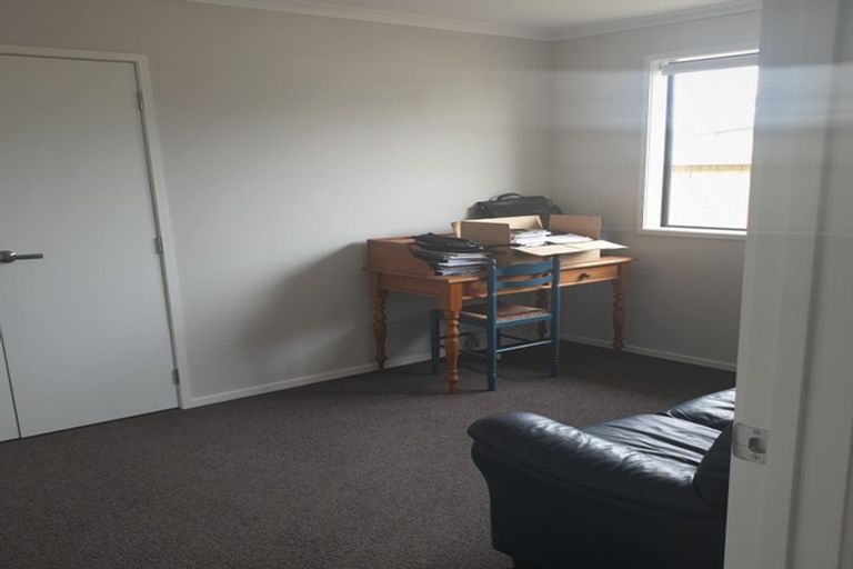 Photo of property in 5 O Ruamano Crescent, Pukekohe, 2120