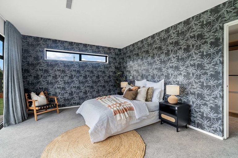 Photo of property in 19 Frank Ernest Crescent, Prebbleton, 7676