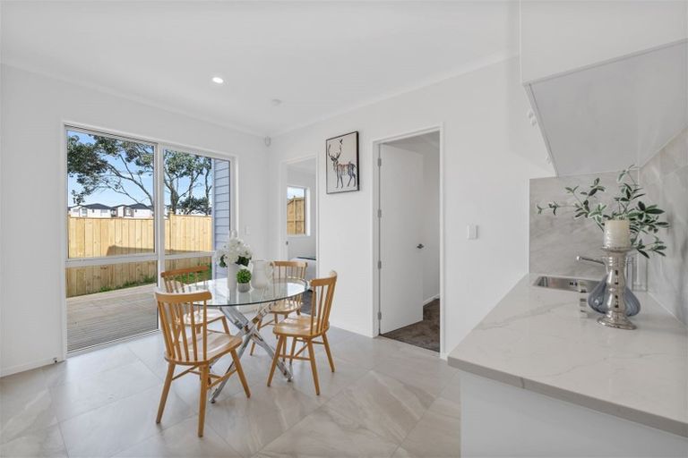 Photo of property in 13 Drumconnell Drive, Flat Bush, Auckland, 2019