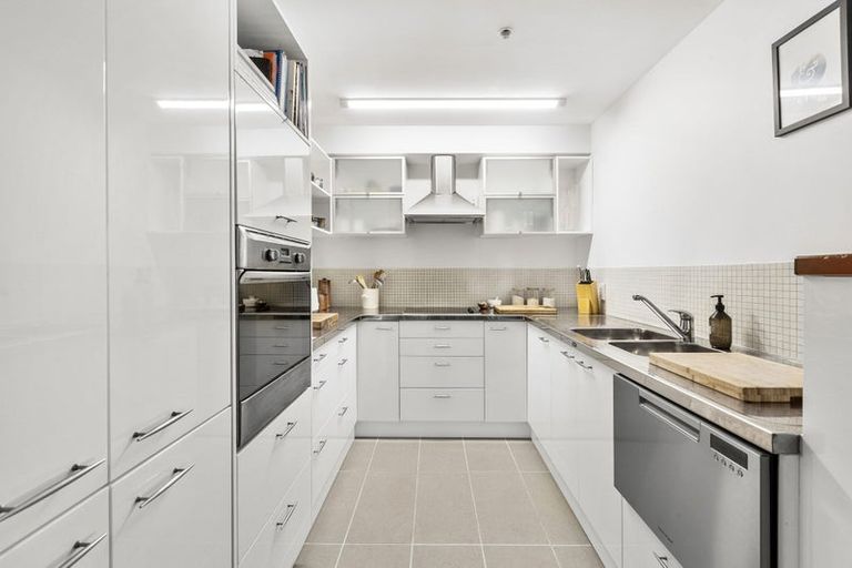 Photo of property in Elizabeth Street Chapel, 2/6 Elizabeth Street, Mount Victoria, Wellington, 6011