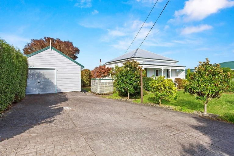 Photo of property in 3 Wyatt Avenue, Te Aroha, 3320